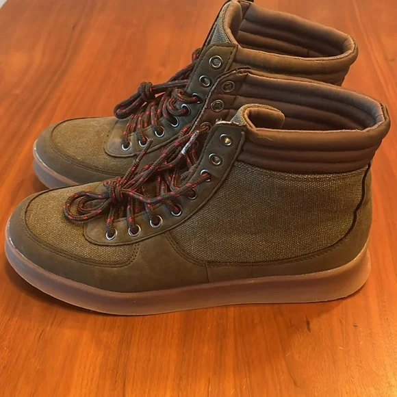 Rocket Dog Army Green Boots - Picture 2 of 5